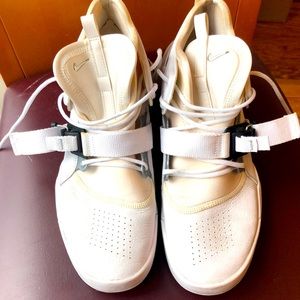 Men Nike Air Force 270 White